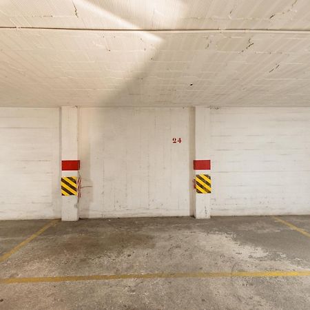In The Historic Center Of Malaga, Very Close To The Beach And The Ave Train Station, With Private Parking מראה חיצוני תמונה