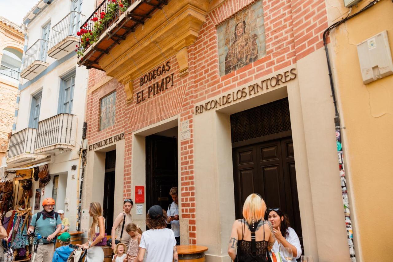 In The Historic Center Of Malaga, Very Close To The Beach And The Ave Train Station, With Private Parking מראה חיצוני תמונה