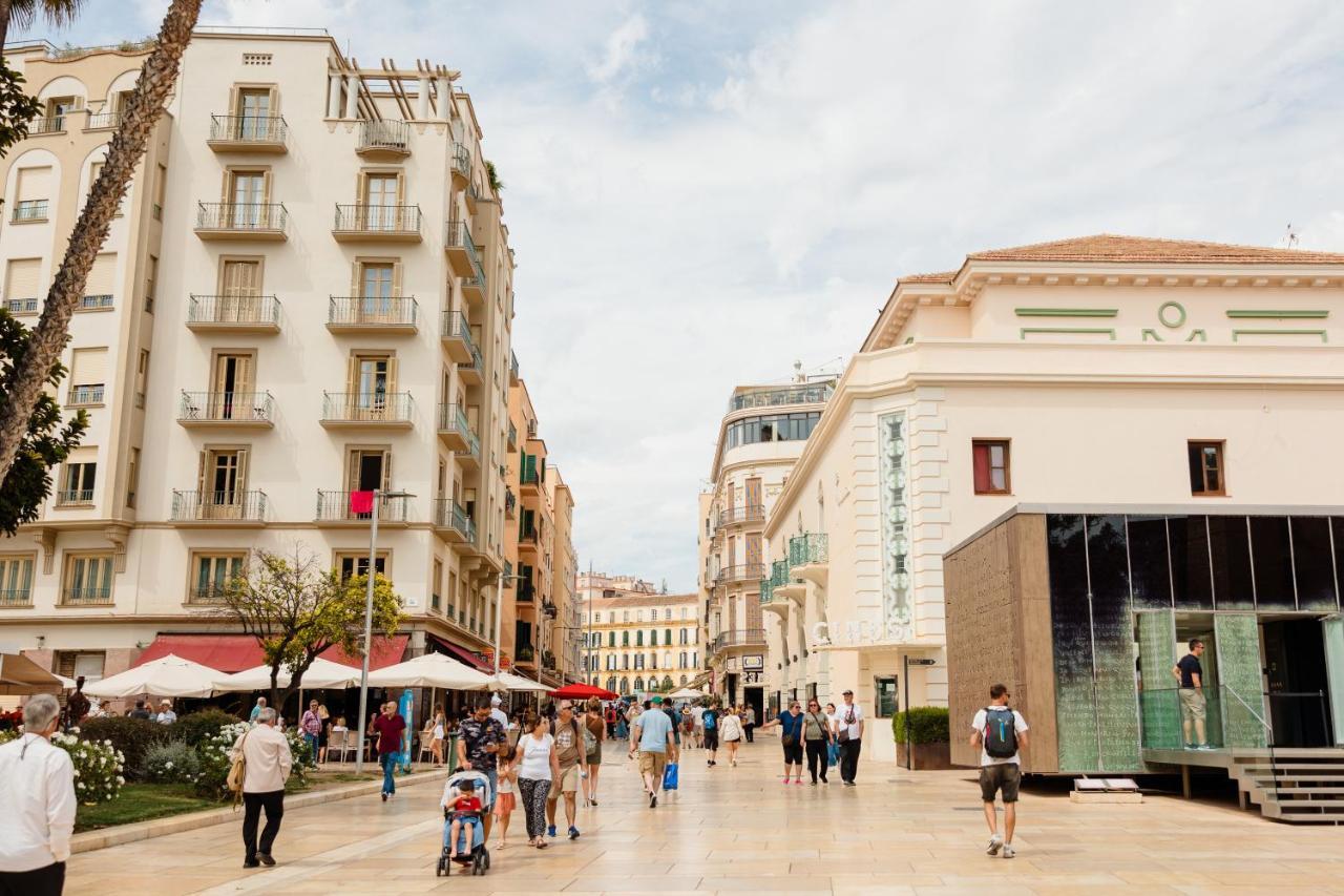 In The Historic Center Of Malaga, Very Close To The Beach And The Ave Train Station, With Private Parking מראה חיצוני תמונה