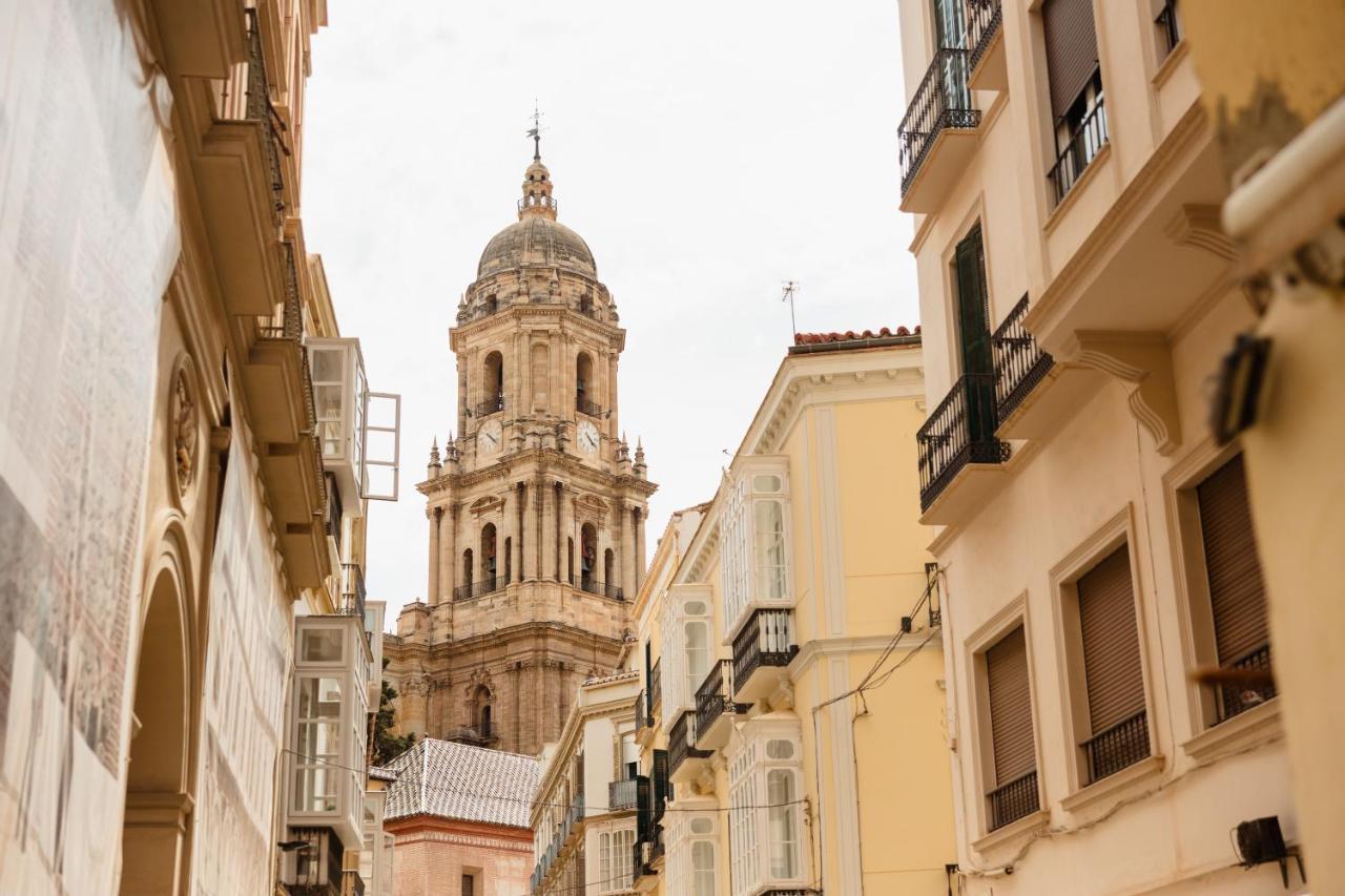 In The Historic Center Of Malaga, Very Close To The Beach And The Ave Train Station, With Private Parking מראה חיצוני תמונה